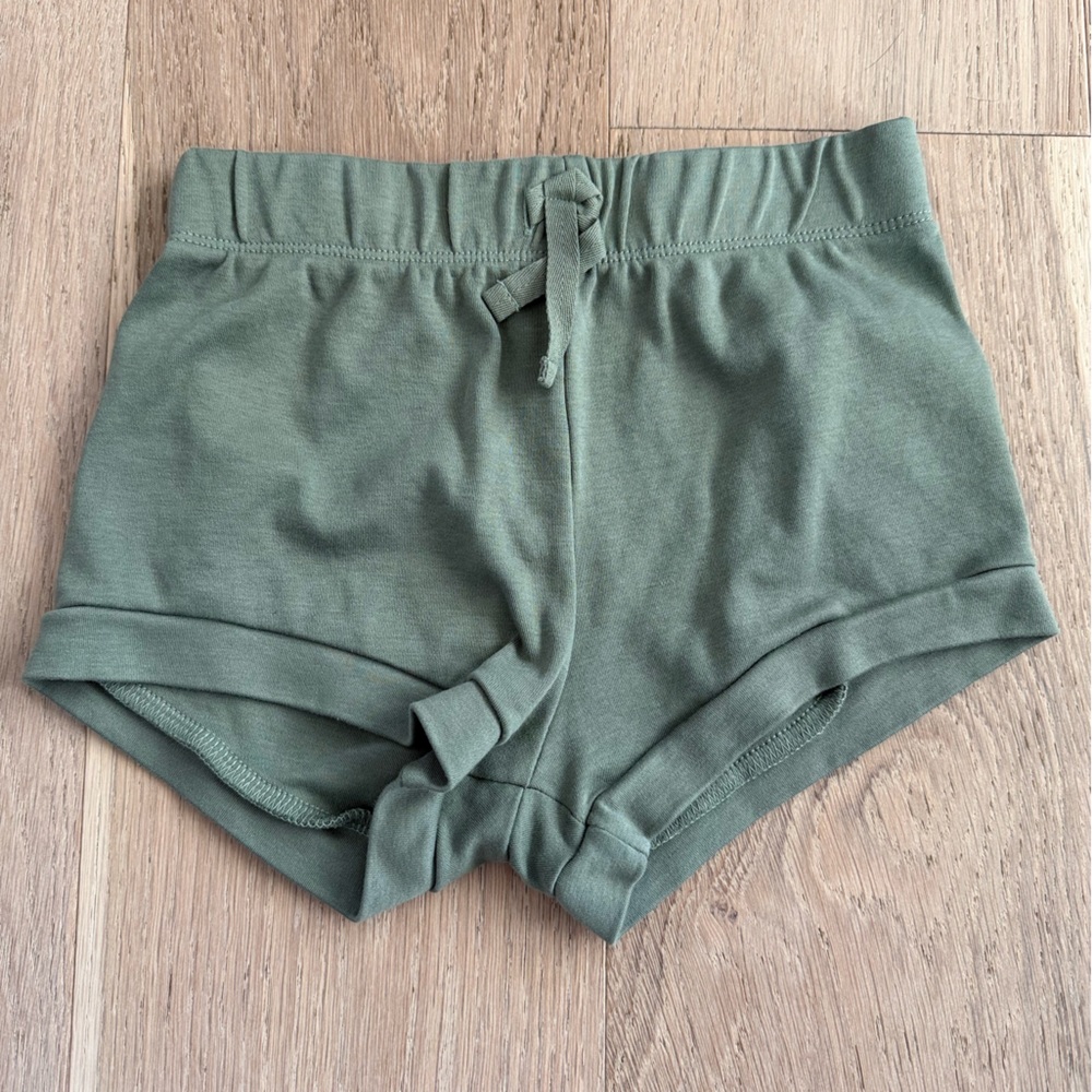 NWOT Colored Organics 3T bloomer shorts